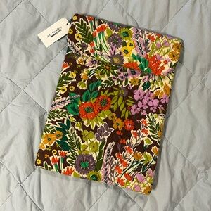Vera Bradley Multicolor Floral Sleeve